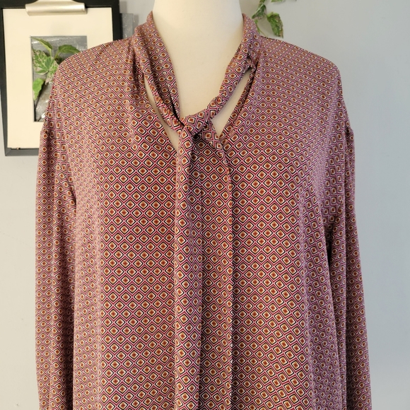 Rachel Zoe Long Sleeve Tie Neck Geometric Print Pull Over Top M - Picture 3 of 11